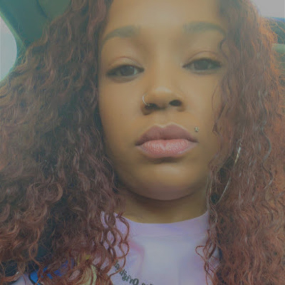 Meet your Posher, Sherell - Picture 1 of 1